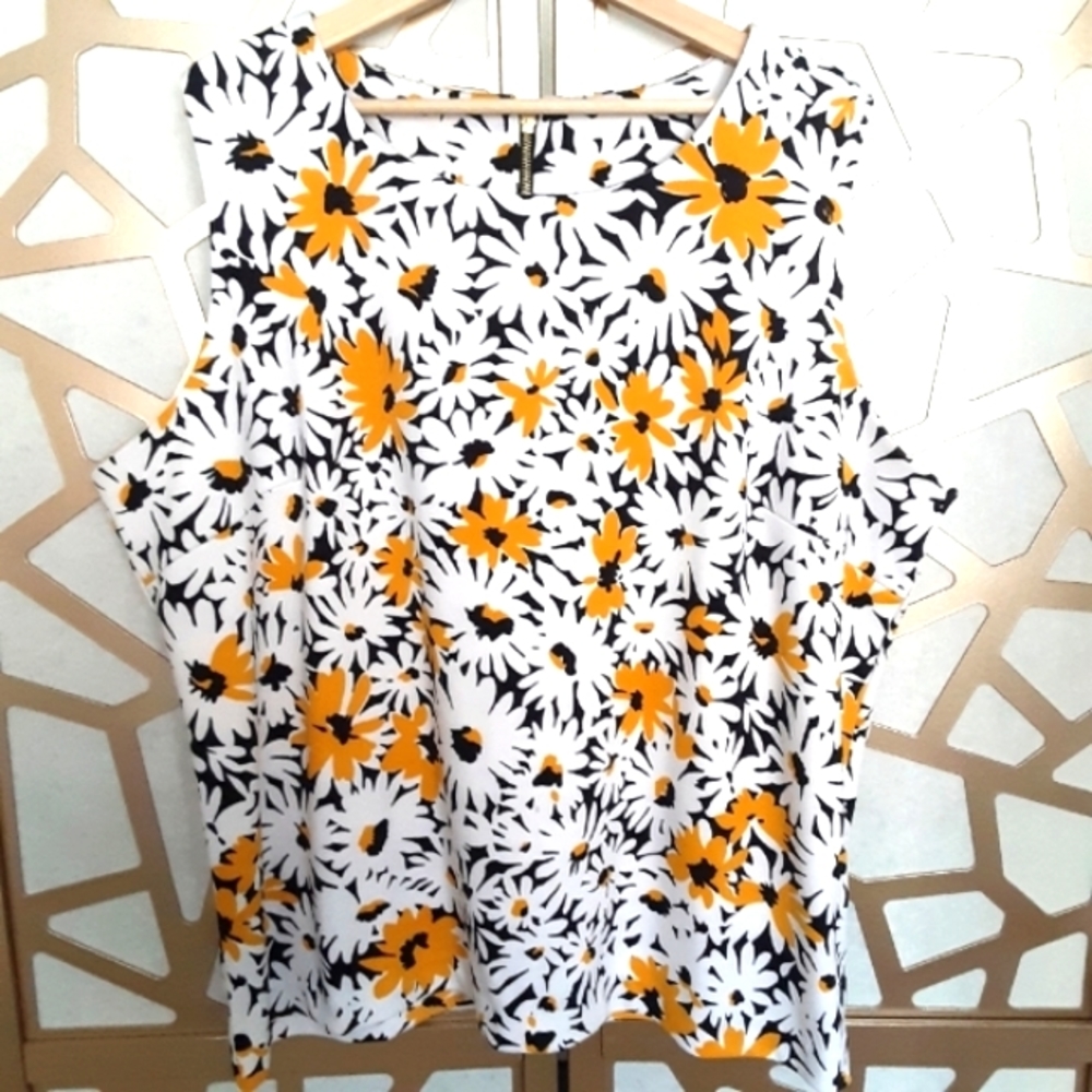 NWOT MICHAEL KORS Daisy Print Tank Top